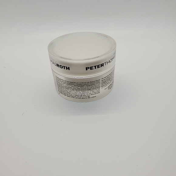 Peter Thomas Roth Un-Wrinkle Night Cream - Picture 3 of 8